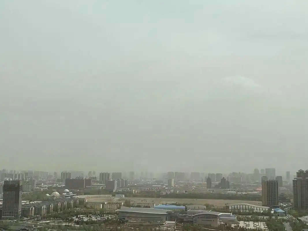 寧夏推進(jìn)美麗城市建設(shè)：以空氣質(zhì)量達(dá)標(biāo)為核心 攻堅(jiān)移動(dòng)源、揚(yáng)塵等污染治理